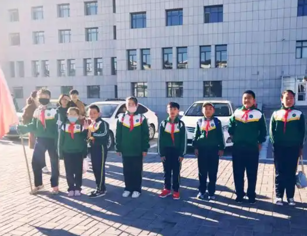 让草原学子在家门口享受优质科创教育以科技之力打破地域壁垒 让草原学子在家门口享受优质科创教育以科技之力打破地域壁垒